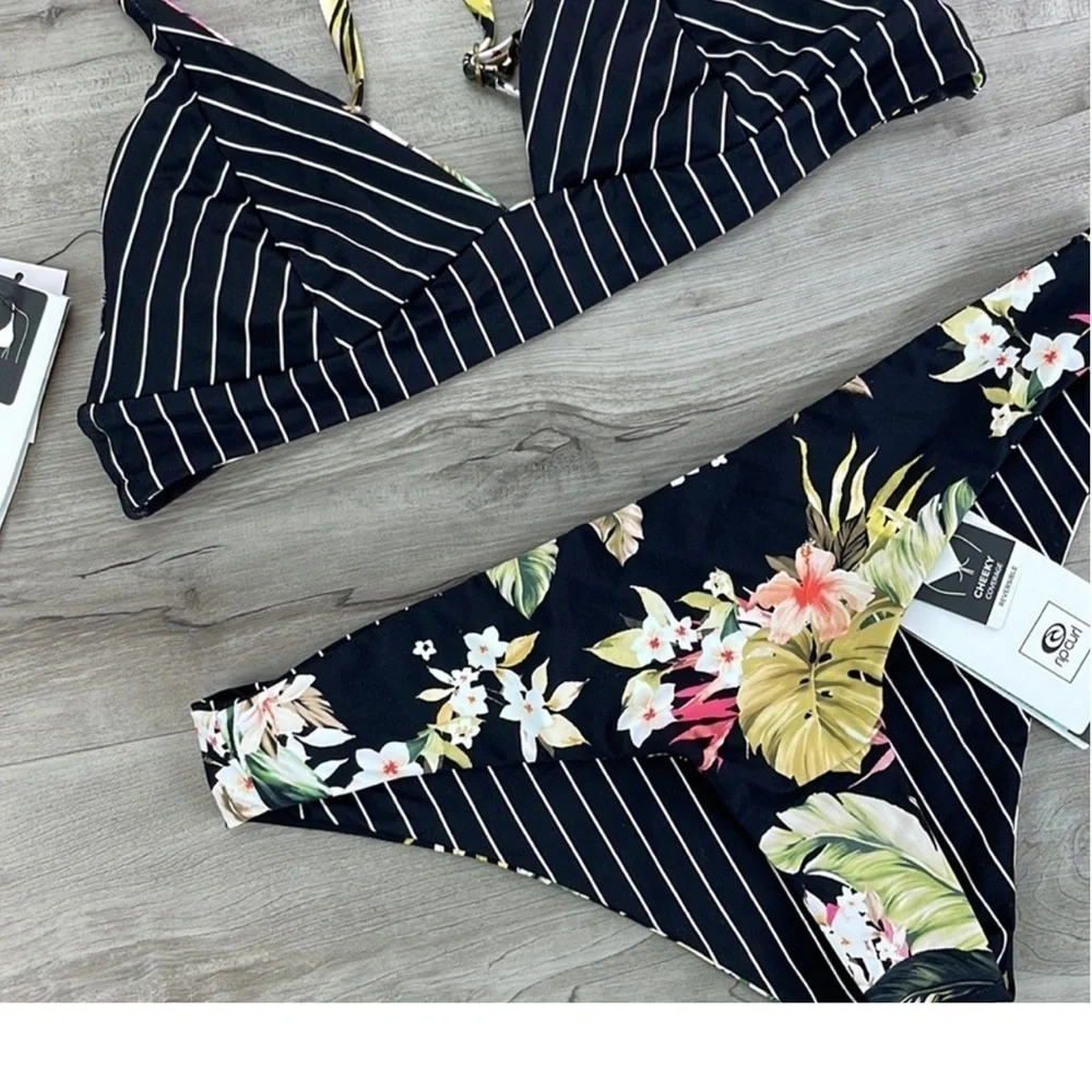 ☀️RIP CURL☀️ ON THE COAST TRI ON THE COAST REVERSIBLE CHEEKY BIKINI SET